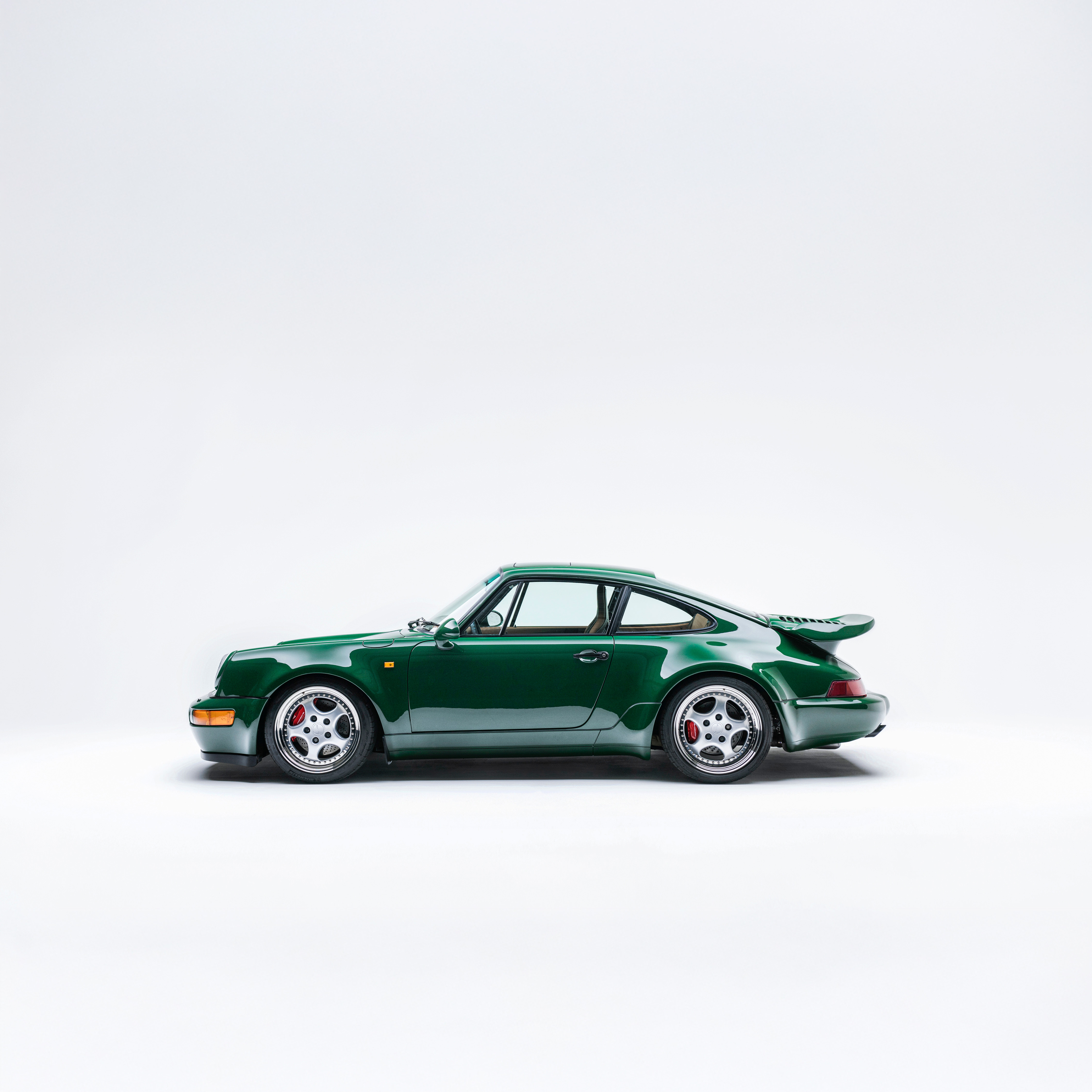 Porsche 964 Turbo 3.3 The Irish Green — side profile