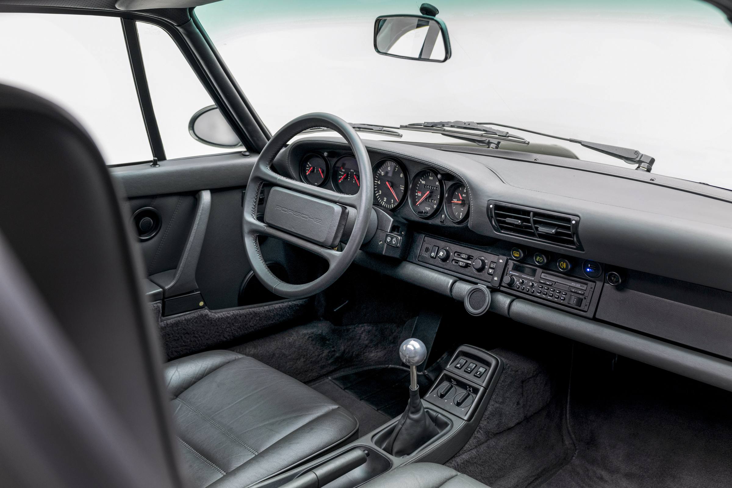 964 Carrera 4 Oak Green — detail
