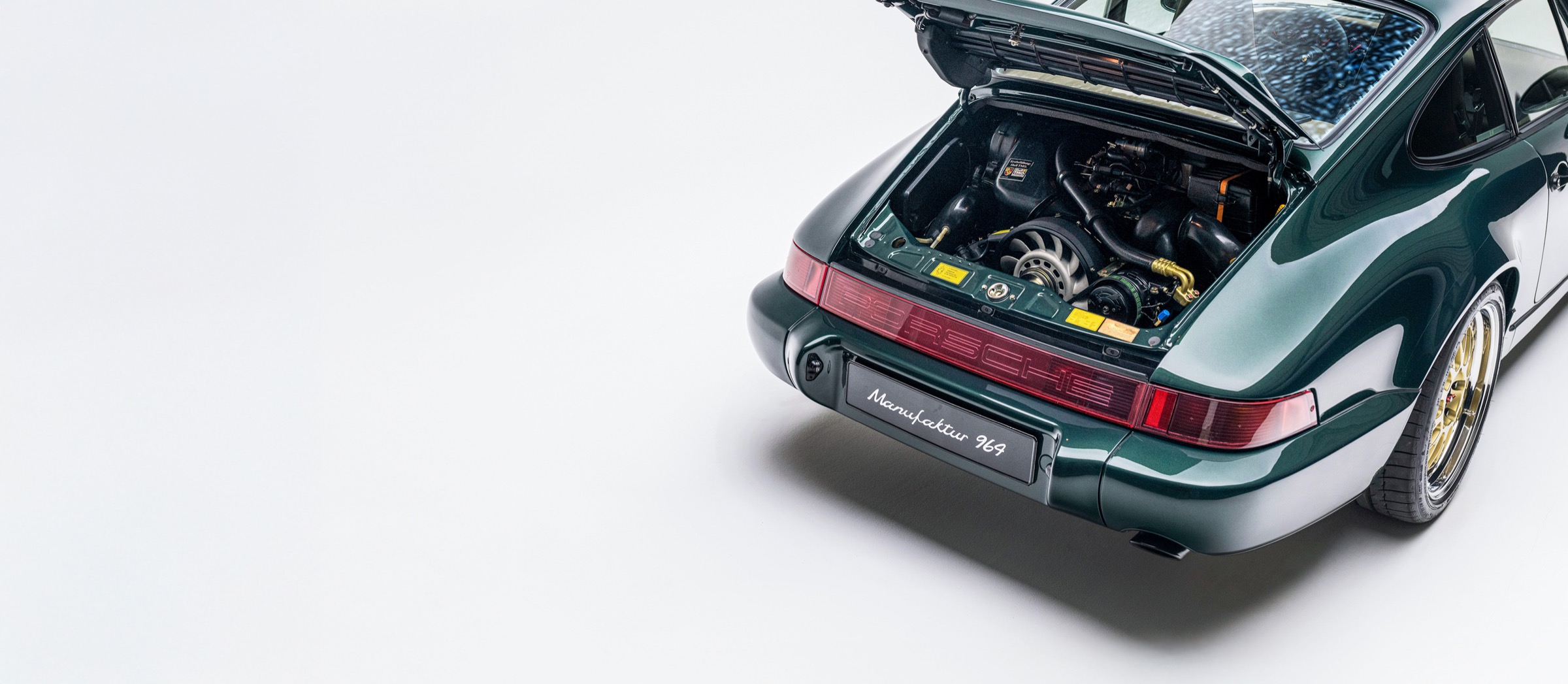 Porsche 964 with engine bay open — Manufaktur 964